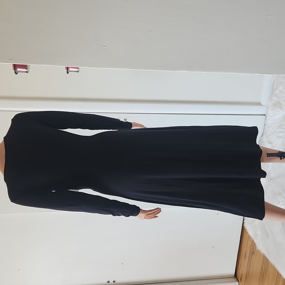 Dress - Picture 6 of 6